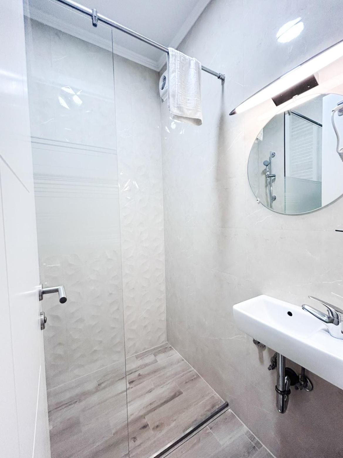 Apartments Diva Сараево Екстериор снимка